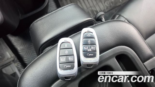 Hyundai Staria Cargo 3-Seater Modern 2022 — фото 18