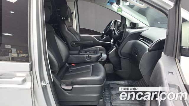 Hyundai Staria Cargo 3-Seater Modern 2022 — фото 26
