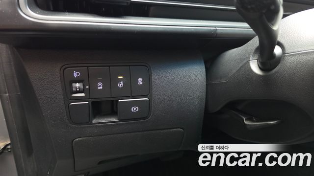 Hyundai Staria Cargo 3-Seater Modern 2022 — фото 27