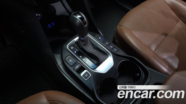 Hyundai Santa Fe The Prime Diesel 2.2 4WD Exclusive Special 2016 — фото 9