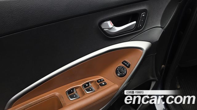 Hyundai Santa Fe The Prime Diesel 2.2 4WD Exclusive Special 2016 — фото 19