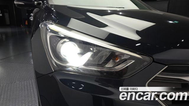 Hyundai Santa Fe The Prime Diesel 2.2 4WD Exclusive Special 2016 — фото 22