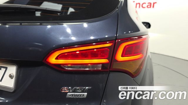 Hyundai Santa Fe The Prime Diesel 2.2 4WD Exclusive Special 2016 — фото 23