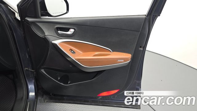 Hyundai Santa Fe The Prime Diesel 2.2 4WD Exclusive Special 2016 — фото 24