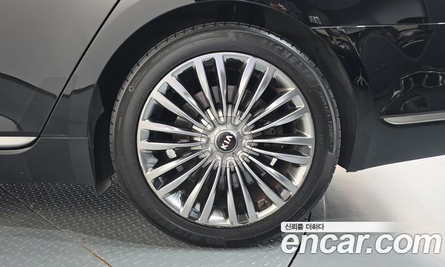 Kia K9 3.8 GDI AWD PlatinumⅡ 2019 — фото 21