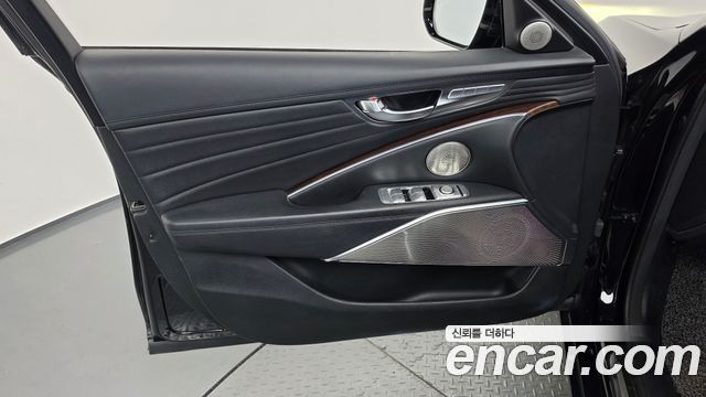 Kia K9 3.8 GDI AWD PlatinumⅡ 2019 — фото 24