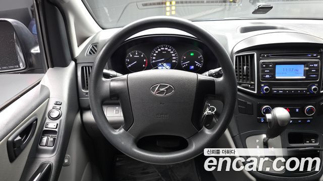 Hyundai Grand Starex Van 5-Seater Style 2019 — фото 13