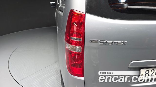 Hyundai Grand Starex Van 5-Seater Style 2019 — фото 23
