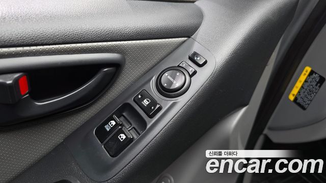 Hyundai Grand Starex Van 5-Seater Style 2019 — фото 27