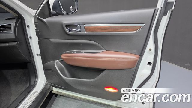 Renault Korea QM6 2.0 LPe RE Signature 2WD 2020 — фото 24