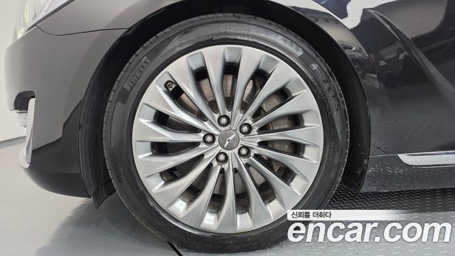 Genesis EQ900 5.0 GDI AWD Prestige 2018 — фото 5