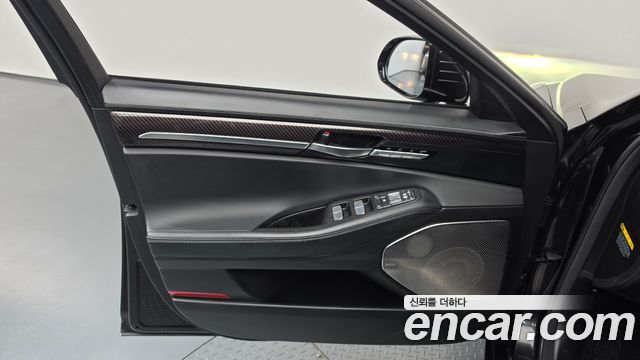 Genesis EQ900 5.0 GDI AWD Prestige 2018 — фото 30