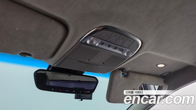 Genesis EQ900 5.0 GDI AWD Prestige 2018 — фото 33