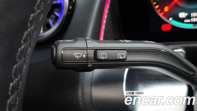 Mercedes-Benz EQB (X243) EQB300 4MATIC AMG Line 2023 — фото 16