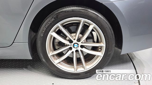BMW 5 Series (G30) 520d xDrive M Sport Package Plus 2017 — фото 5