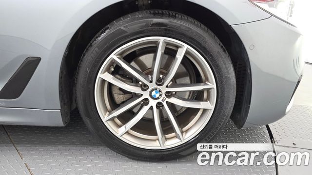 BMW 5 Series (G30) 520d xDrive M Sport Package Plus 2017 — фото 21