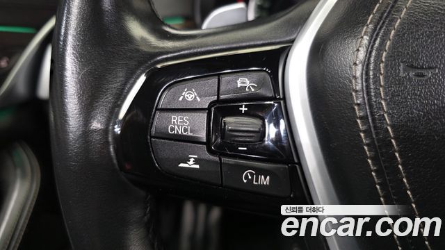 BMW 5 Series (G30) 520d xDrive M Sport Package Plus 2017 — фото 30