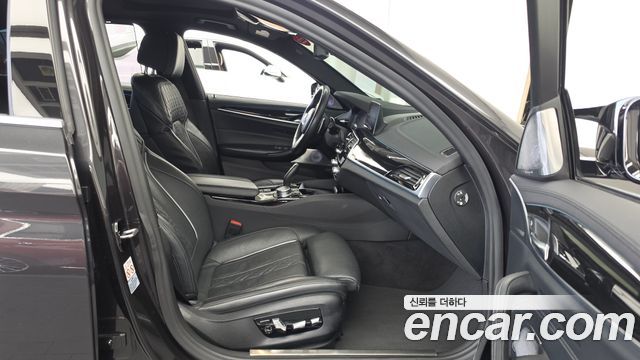 BMW 5 Series (G30) 530i M Sport Package Plus 2020 — фото 11