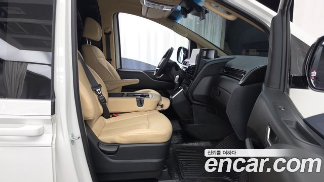 Hyundai Staria L3.5 Cargo 3-Seater Modern 2025 — фото 11