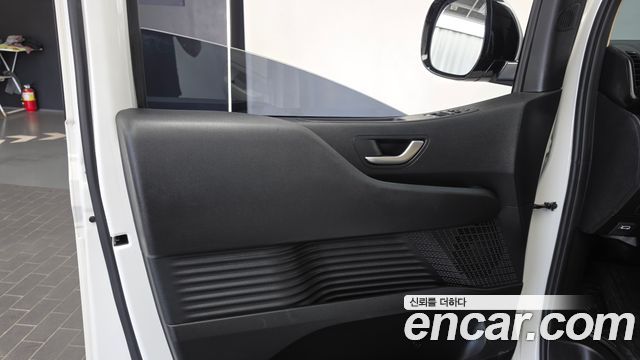 Hyundai Staria L3.5 Cargo 3-Seater Modern 2025 — фото 24