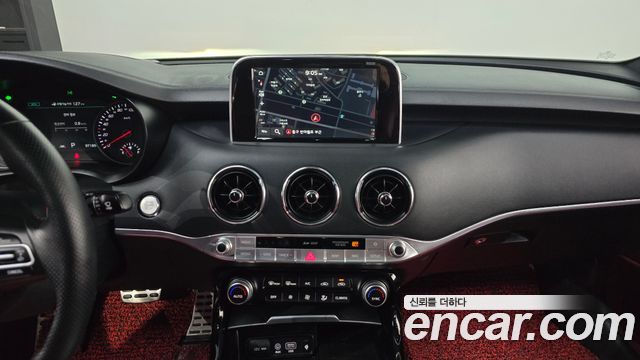 Kia Stinger 3.3 Turbo AWD GT 2018 — фото 13