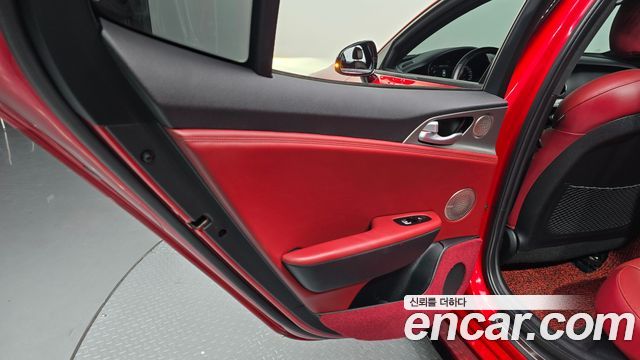 Kia Stinger 3.3 Turbo AWD GT 2018 — фото 25
