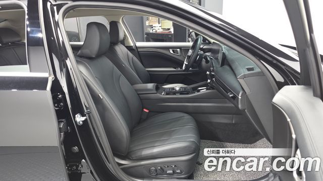 Kia K8 2.5 Gasoline 2WD Noblesse 2026 — фото 11