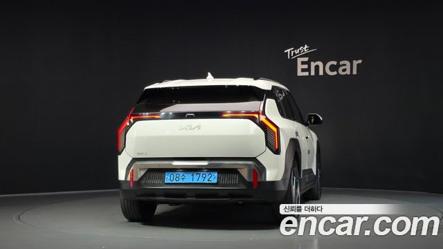 Kia EV3 Long Range 2WD Earth 2025 — фото 4