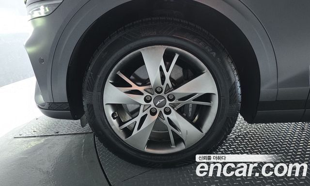 Genesis GV70 2.5T Gasoline 2WD 2021 — фото 5
