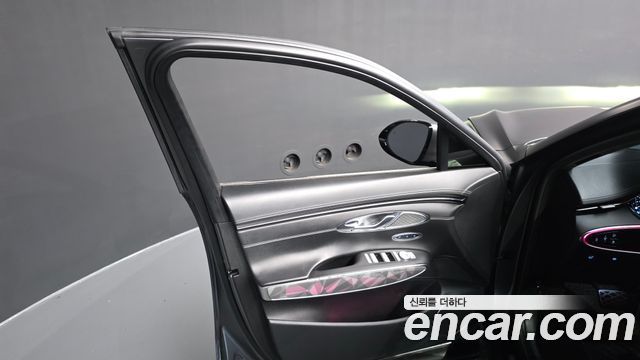 Genesis GV70 2.5T Gasoline 2WD 2021 — фото 24