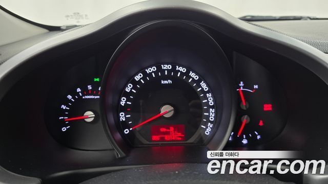 Kia Sportage R Diesel 2WD Luxury 2015 — фото 8