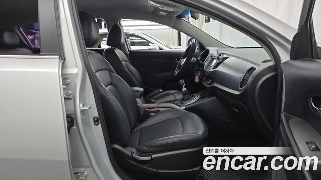 Kia Sportage R Diesel 2WD Luxury 2015 — фото 26