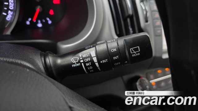 Kia Sportage R Diesel 2WD Luxury 2015 — фото 28