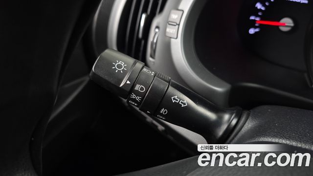 Kia Sportage R Diesel 2WD Luxury 2015 — фото 30