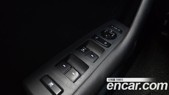 Hyundai Sonata (LF) LPI Modern 2015 — фото 17