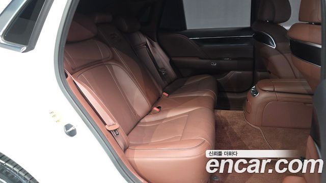 Genesis G90 (RS4) Gasoline 3.5 Turbo AWD 2025 — фото 12