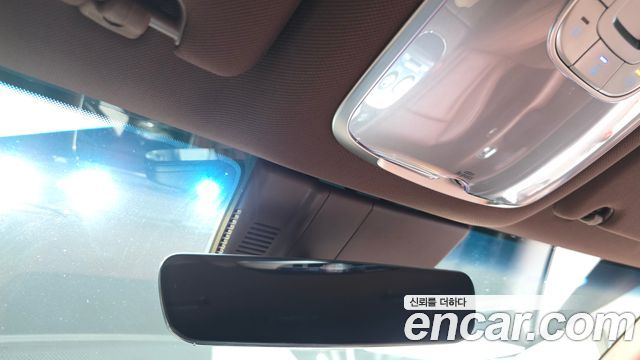 Genesis G90 (RS4) Gasoline 3.5 Turbo AWD 2025 — фото 19