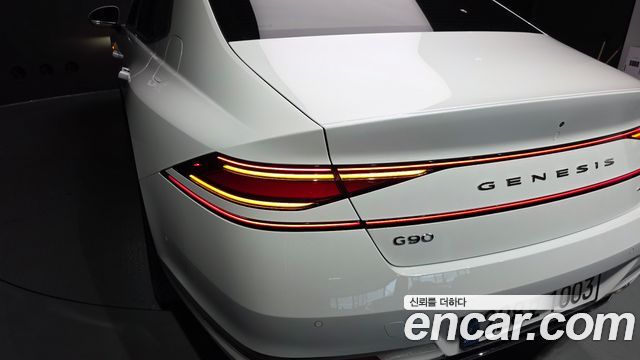Genesis G90 (RS4) Gasoline 3.5 Turbo AWD 2025 — фото 23