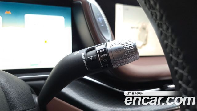Genesis G90 (RS4) Gasoline 3.5 Turbo AWD 2025 — фото 30