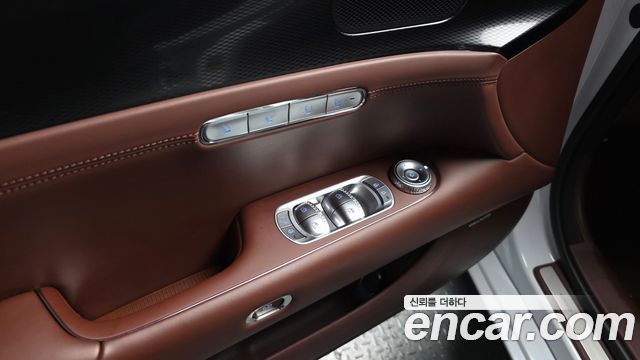 Genesis G90 (RS4) Gasoline 3.5 Turbo AWD 2025 — фото 38