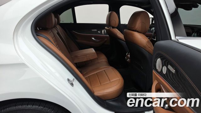 Mercedes-Benz E-Class (W213) E350 4MATIC AMG Line 2021 — фото 11