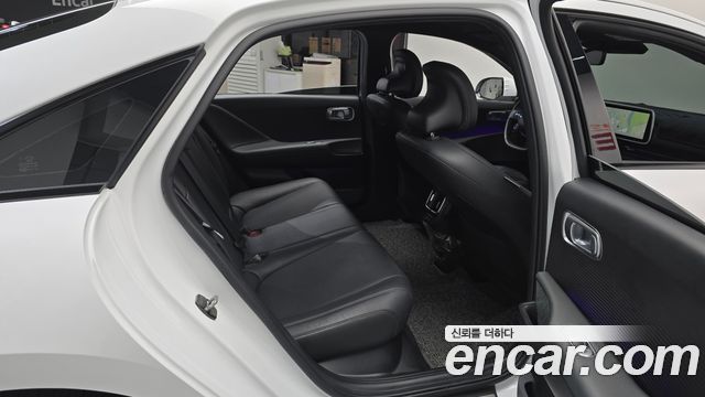 Hyundai Ioniq 6 Long Range Prestige 2023 — фото 15