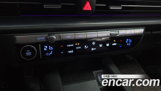 Hyundai Ioniq 6 Long Range Prestige 2023 — фото 39