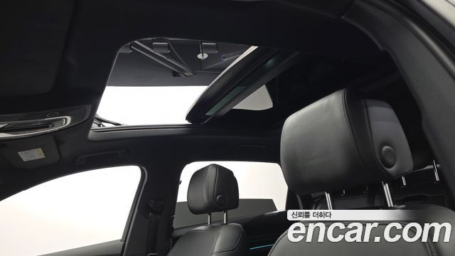 Audi e-tron 55 Quattro 2020 — фото 18