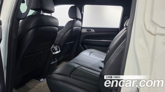 KG Mobility (SsangYong) Rexton Sports Khan Diesel 2.2 4WD Professional X (5-Link) 2019 — фото 23