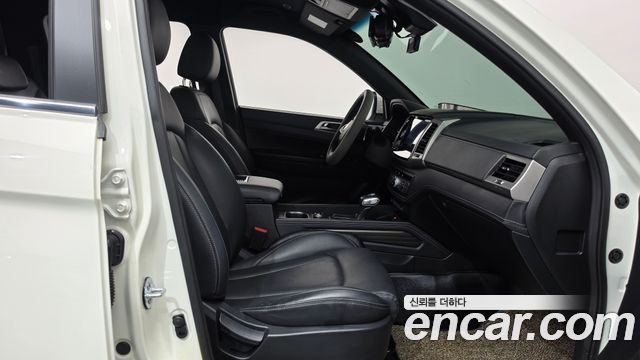 KG Mobility (SsangYong) Rexton Sports Khan Diesel 2.2 4WD Professional X (5-Link) 2019 — фото 32