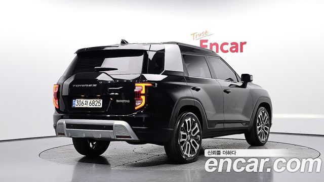 KG Mobility (SsangYong) Torres Gasoline 1.5 4WD T7 2023 — фото 2