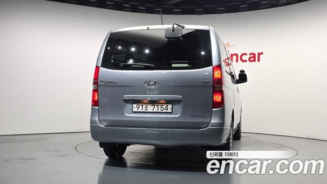 Hyundai Grand Starex Van 3-Seater Smart 2021 — фото 4