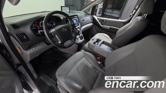 Hyundai Grand Starex Van 3-Seater Smart 2021 — фото 7