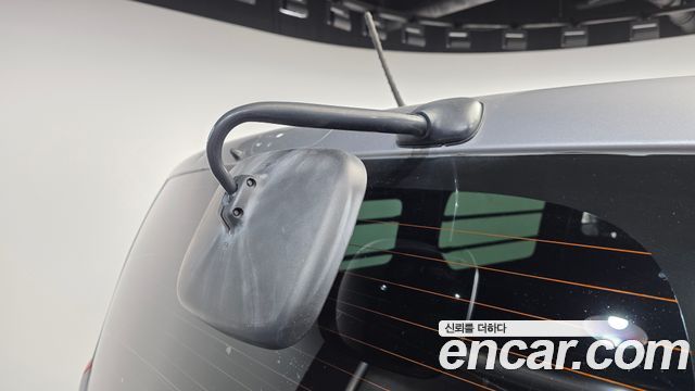 Hyundai Grand Starex Van 3-Seater Smart 2021 — фото 29